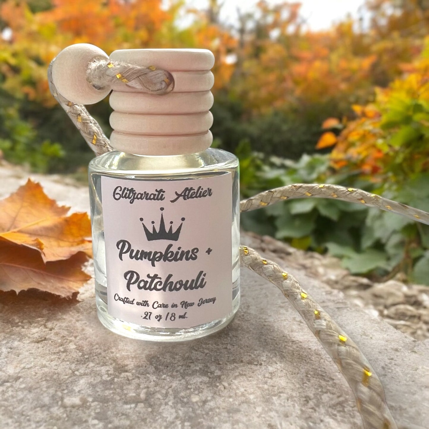 Pumpkins + Patchouli Hanging Car Diffuser – Cozy Cinnamon, Woods & Autumn Spice | 8ml Glass Freshener by Glitzarati Atelier