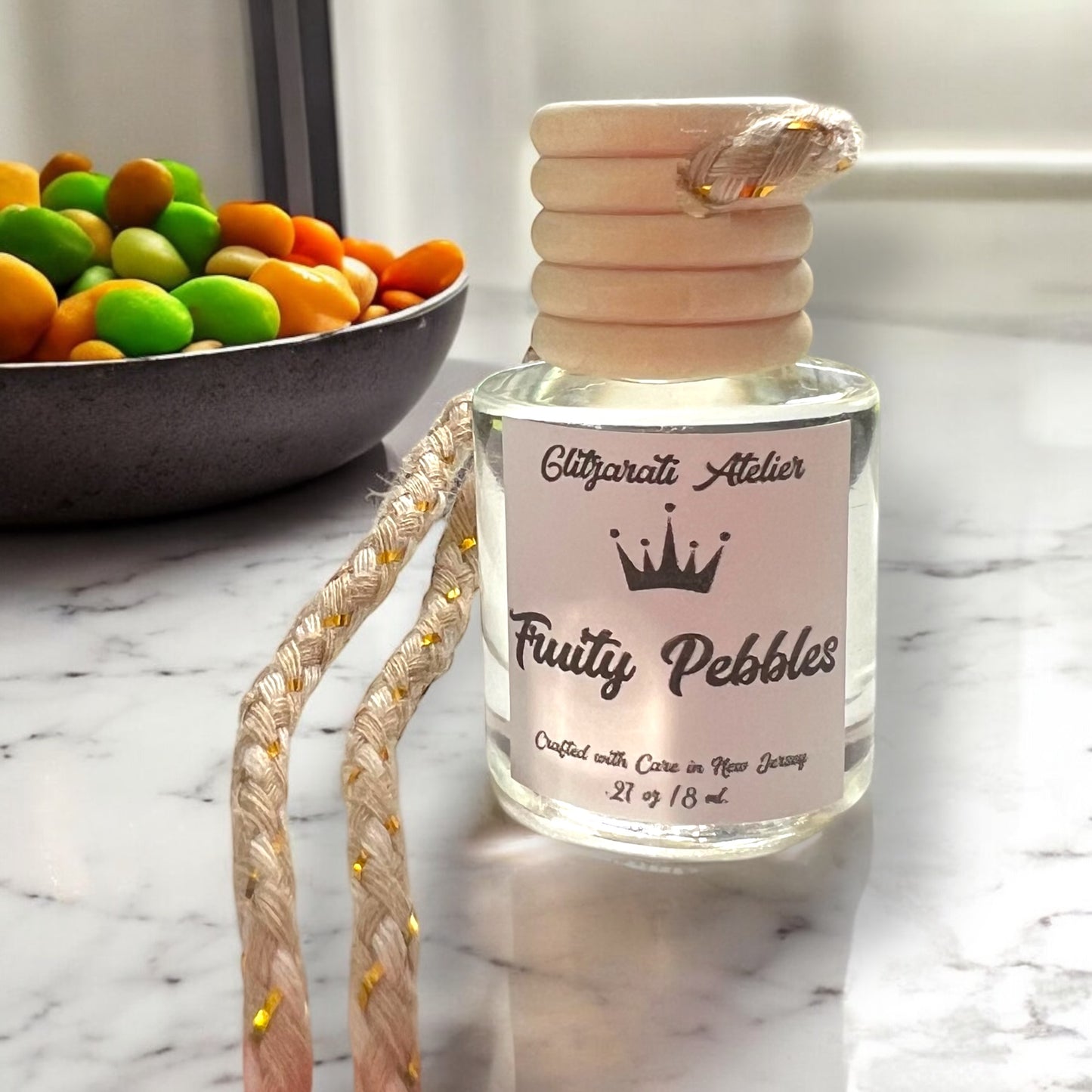 معطر ناشر زيت السيارة المعلق برائحة الفواكه والحصى