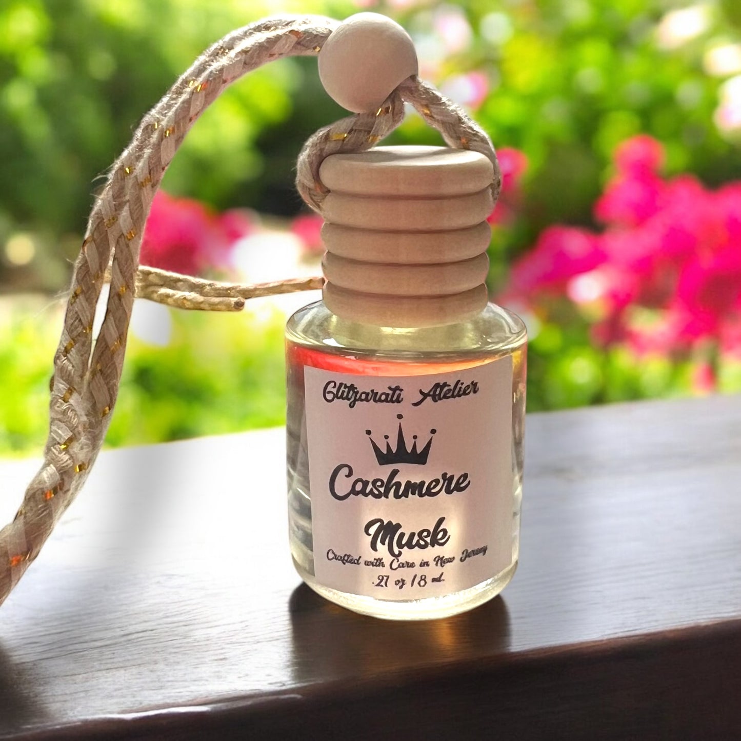 Cashmere Musk Hanging Car Diffuser – Soft Powdery Floral Musk | 8ml Glass Freshener by Glitzarati Atelier