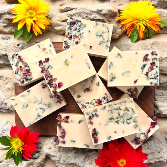 Glitzarati Atelier Goat Milk Lait De Rose + Oud 4 oz Soap Bar