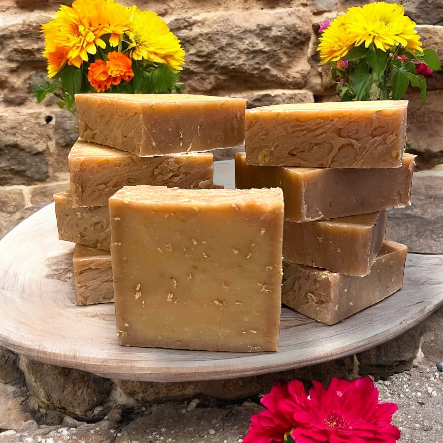 Handmade Natural Artisanal Cold Press Goat Milk Soap - Honey & Oatmeal Milk