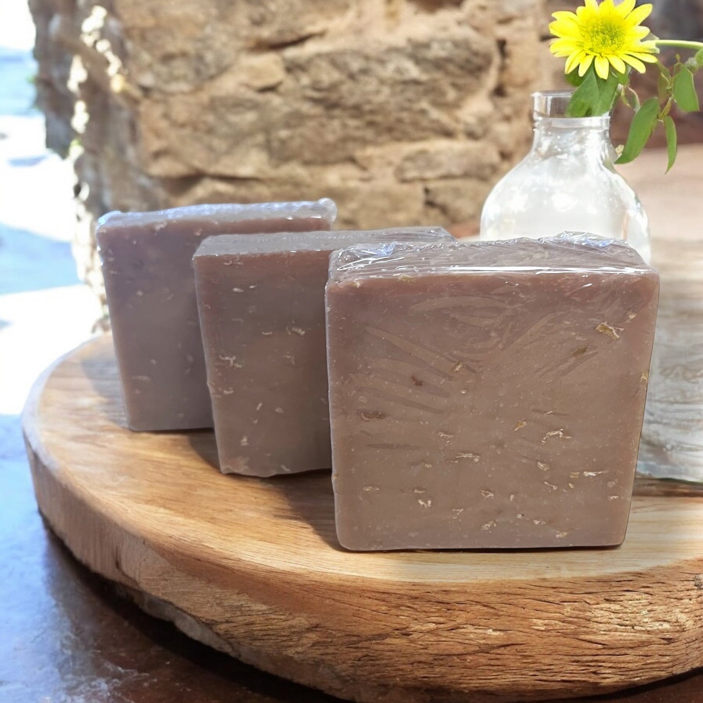 Handmade Natural Artisanal Cold Press Goat Milk Soap - Honey & Oatmeal Milk