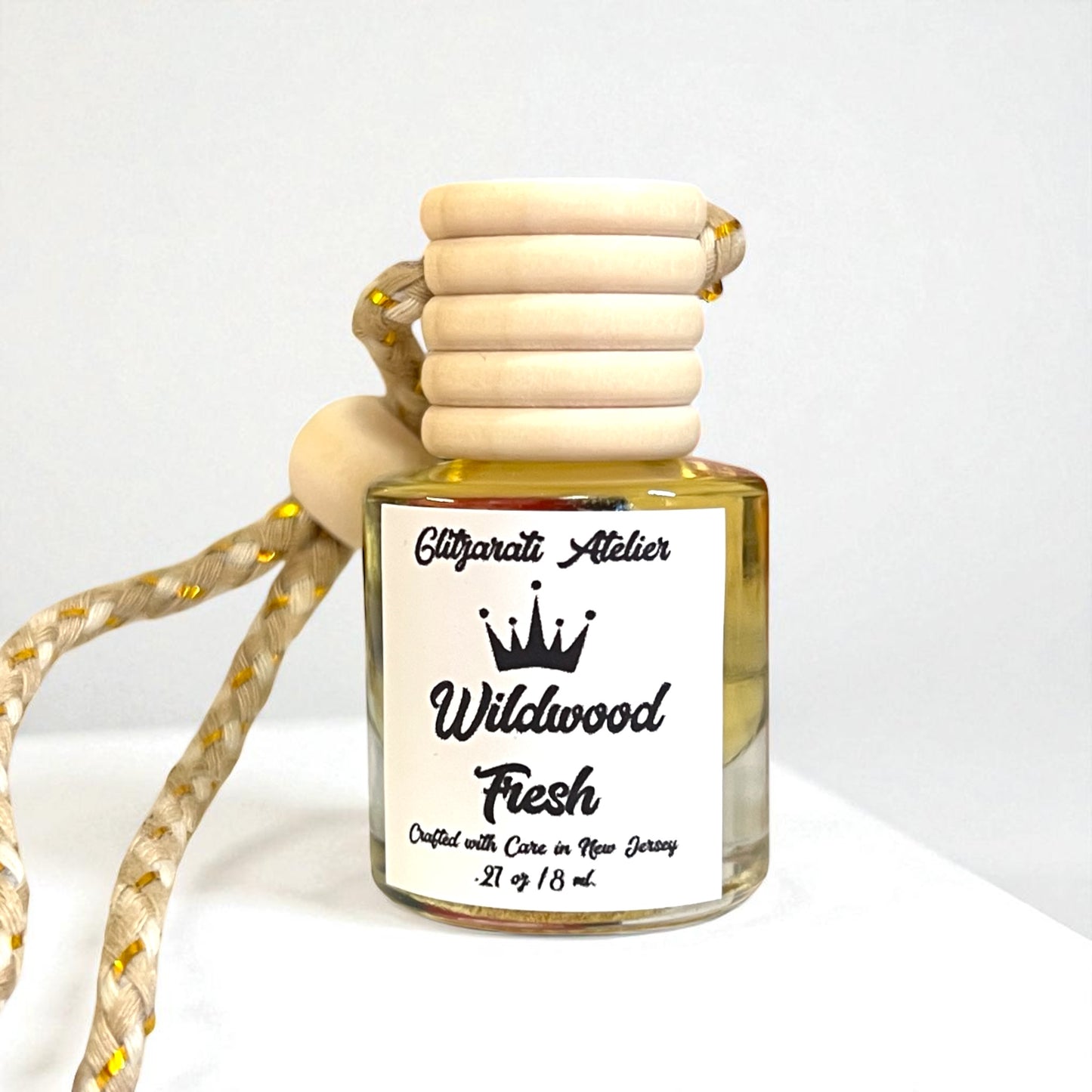 Wildwood Fresh Hanging Car Diffuser – Crisp Spice, Lavender & Cedarwood | 8ml Glass Freshener by Glitzarati Atelier